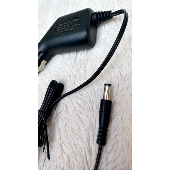 NEW Car Charger for MOOSO K12 Portable Handheld Vacuum Cleaner - Picture 6 of 17